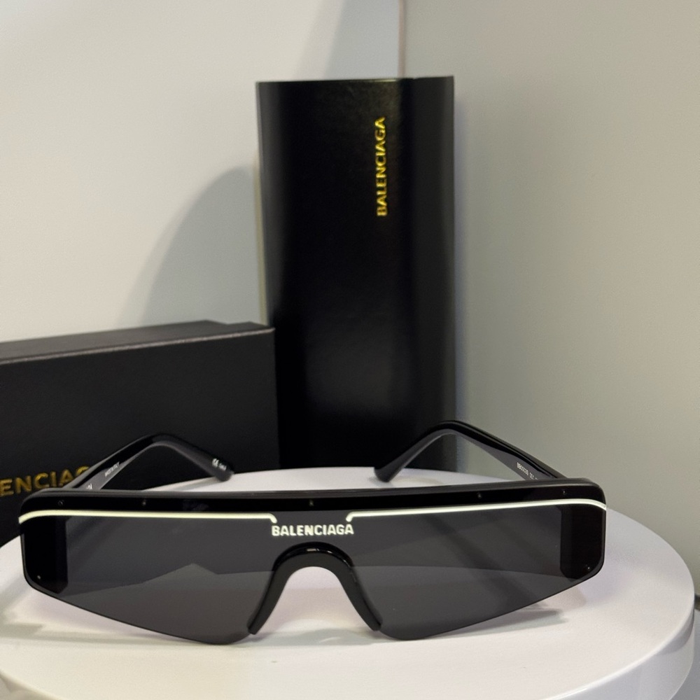 Balenciaga Stylish Black VR Headset